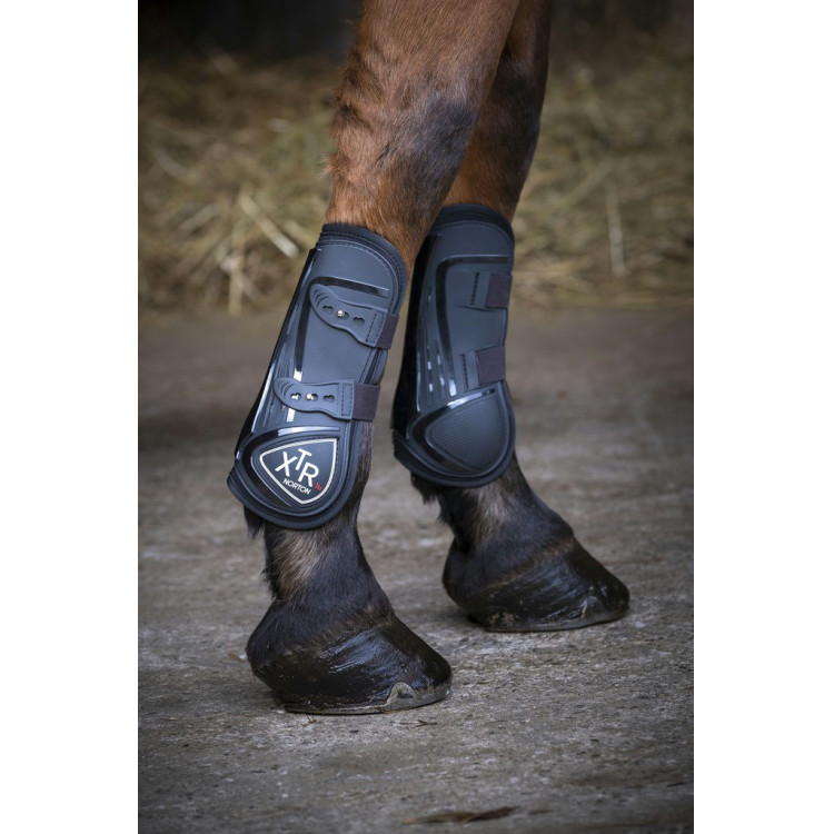 Norton XTR beenkappen met knopen Norton XTR beenkappen met knopen