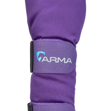 Staartbeschermer gevoerd Arma Shires