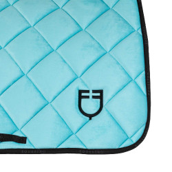 Springzadeldekje met suède logo Lucht Blauw Springzadeldekje met suède logo Lucht Blauw