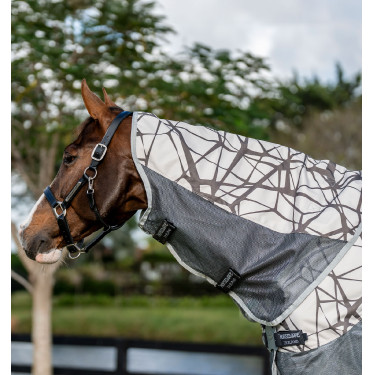 Vliegendeken voor paarden met camouflage en UV-bescherming Vliegendeken voor paarden met camouflage en UV-bescherming