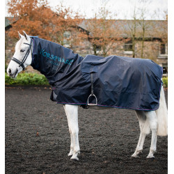 Deken voor het rijden Horseware Rambo Mack in a Sack Marine / bordeaux Blauw Deken voor het rijden Horseware Rambo Mack in a Sack Marine / bordeaux Blauw