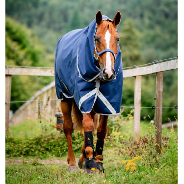 Horseware Amigo® Bravo 12 Plus Lite 0g 1200D deken Marine / grijs titanium / zilver Marineblauw Horseware Amigo® Bravo 12 Plus Lite 0g 1200D deken Marine / grijs titanium / zilver Marineblauw