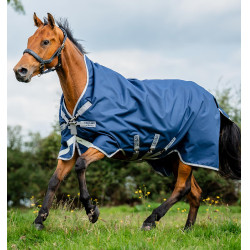 Horseware Dekens High Neck Amigo® Bravo 12 Original 250g 1200D Marine / grijs titanium / zilver Marineblauw Horseware Dekens High Neck Amigo® Bravo 12 Original 250g 1200D Marine / grijs titanium / zilver Marineblauw