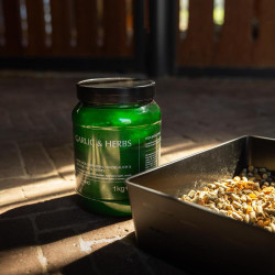 Paardenvoeding: Knoflook & Kruiden Mix Kentucky | Equi-Clic Paardenvoeding: Knoflook & Kruiden Mix Kentucky | Equi-Clic