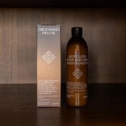 Warme douchegel Amande Grooming Deluxe van Kentucky Amandel Bruin