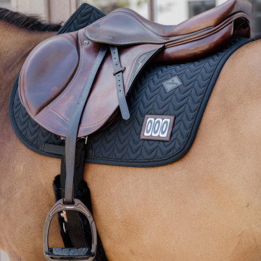 Wedstrijdzadeldek Fishbone met 2 nummers Kentucky Jumping Zwart