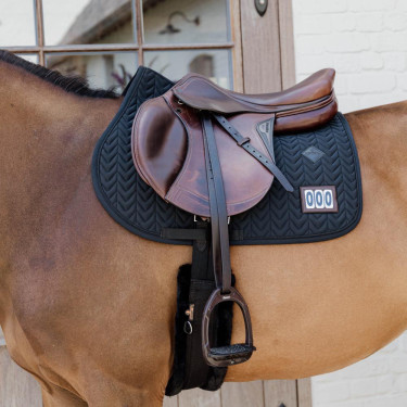 Wedstrijdzadeldek Fishbone met 2 nummers Kentucky Jumping Zwart