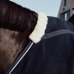 Fleece paardendeken voor transport en cooling Fleece paardendeken voor transport en cooling