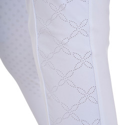 Meisjeslegging met geperforeerde decoraties