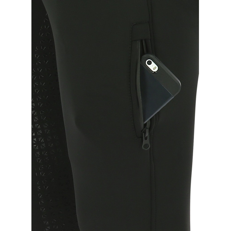 Softshell broek Equitheme Zermatt met siliconen zitvlak Softshell broek Equitheme Zermatt met siliconen zitvlak