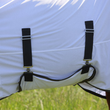 Vliegendeken paard met hals – Shires Tempest Original