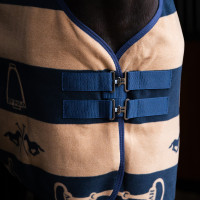 Fleecedeken HV Polo Gwenny print Marine / camel Blauw