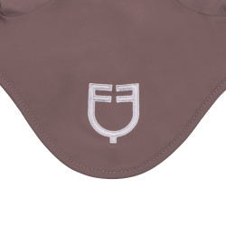 Oorennetje van technische stof met contrasterend Equestro-logo Gewei / gevilt violet