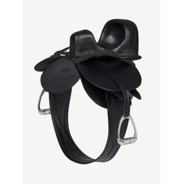 Arika Stable-Tek 200g Navy *NIET Helemaal PERFECT* LeMieux