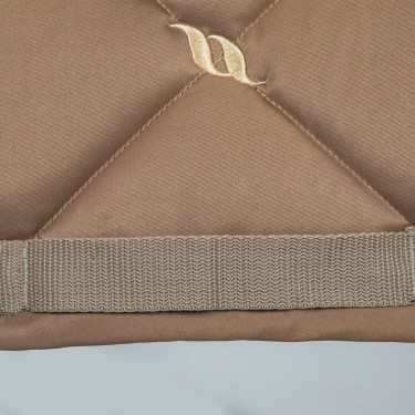 Zadeldek Dressuur Night Collection Back On Track Nougat Bruin