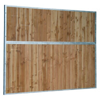 Vaste houten boxscheiding...