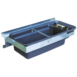 Polybac 75 M dubbele drinkbak met koordrand en bevestigingssteun La Gée