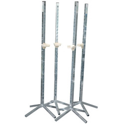Set van 4 eenvoudige metalen kandelaren La Gée