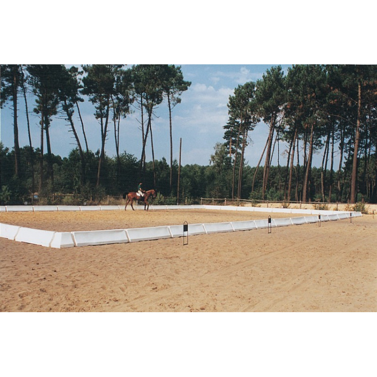 Dressuurbaan 60x20 m La Gée