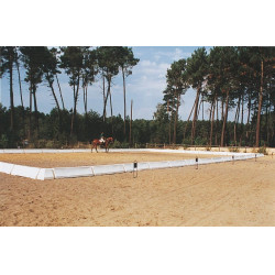 Dressuurbaan 60x20 m La Gée