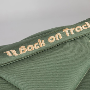 Zadeldek Dressuur Night Collection Back On Track Olijfkleurig Groen Zadeldek Dressuur Night Collection Back On Track Olijfkleurig Groen