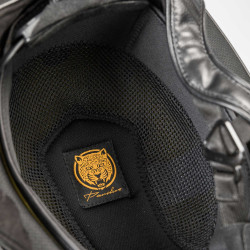 EQ3 Pardus gladde helm Back on Track met draaiknop EQ3 Pardus gladde helm Back on Track met draaiknop