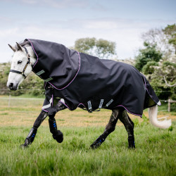 Horseware Rambo Supreme 1680D Turnout 0g Deken Marine / bordeaux Blauw Horseware Rambo Supreme 1680D Turnout 0g Deken Marine / bordeaux Blauw